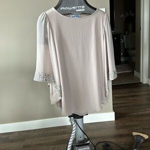 Size 6 blouse